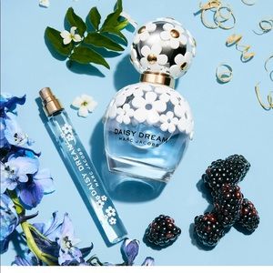 Marc Jacobs Daisy Dream Perfume Fragrance 50ML